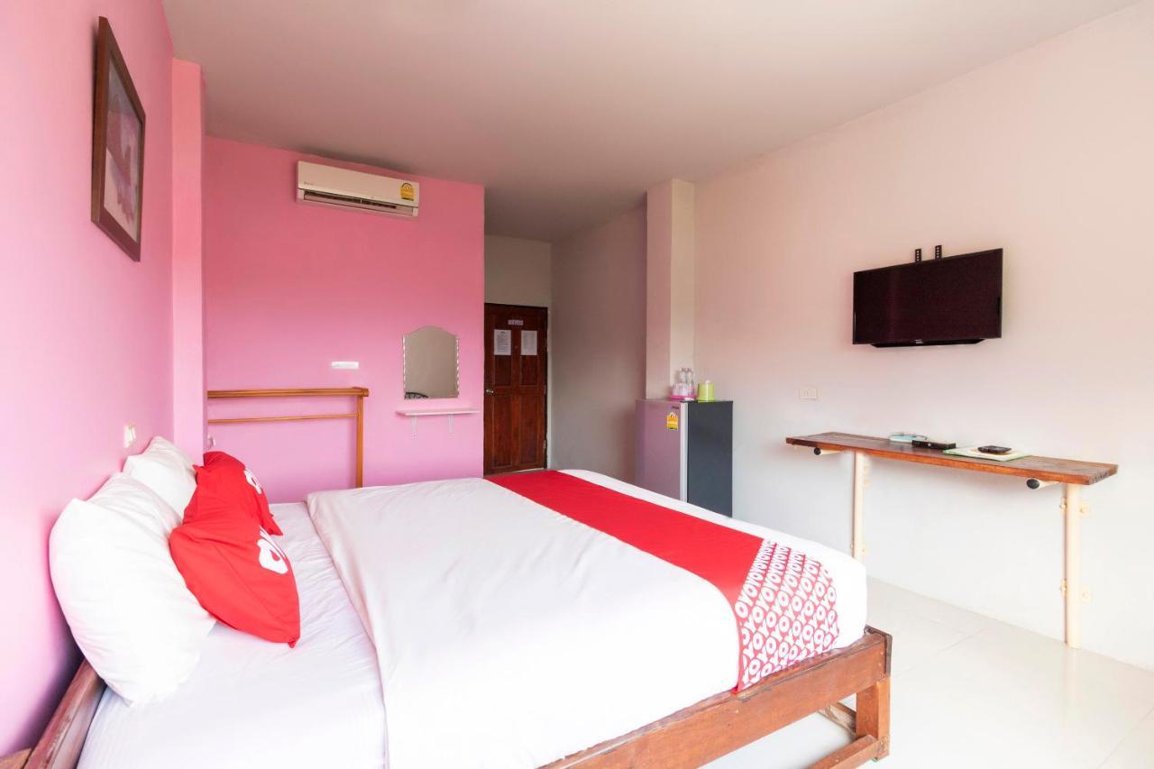 Oyo 632 Thanagrit Apartelle Tha Mai Bagian luar foto
